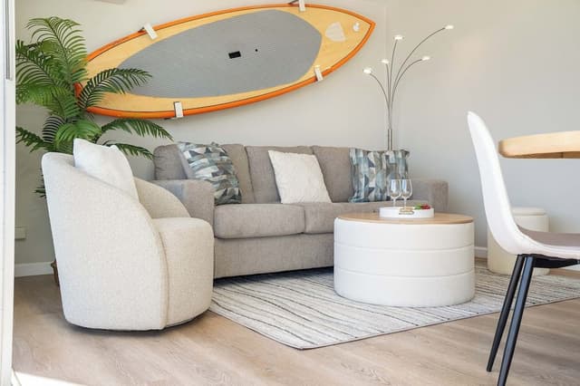 Premium Studio, 1 Queen Bed with Sofa bed, Air conditioning, Partial Ocean View (0086)