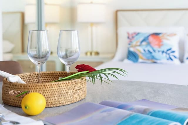 Studio, 1 Queen Bed with Sofa Bed, Partial Ocean View (0183)