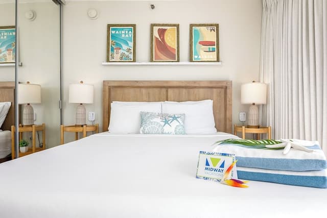 Premium Studio, 1 Queen Bed with Sofa bed, Air conditioning, Partial Ocean View (0086)