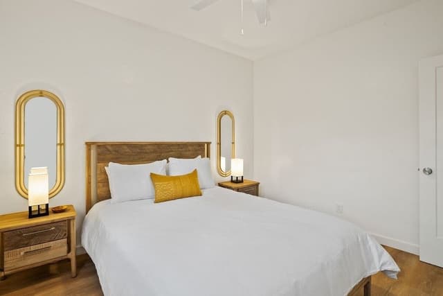 Condo, 2 Bedrooms