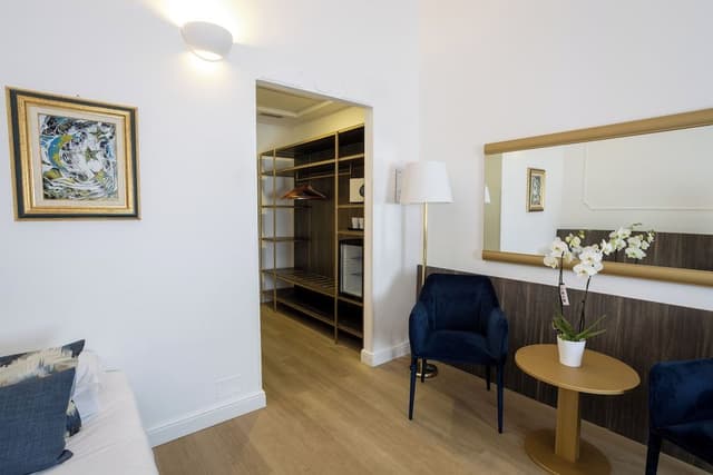 Studio Suite, Balcony, Garden View