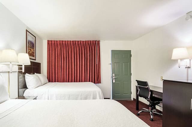 Standard Room, 2 Queen Beds