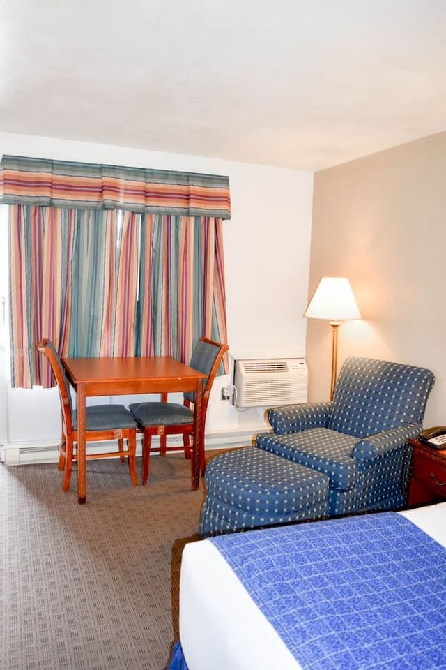 Premium Room, 1 King Bed