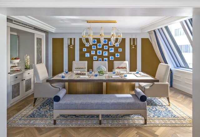Club Suite (Chairman)