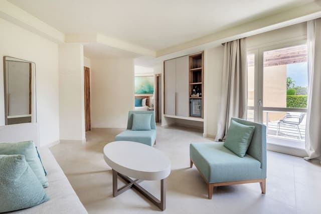 Superior Junior Suite
