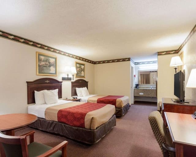 Standard Room, 2 Double Beds, Non Smoking