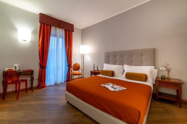 Superior Room, 1 Queen Bed, City View