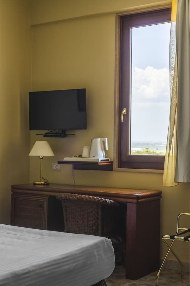 Classic Double Room, 1 Large Twin Bed