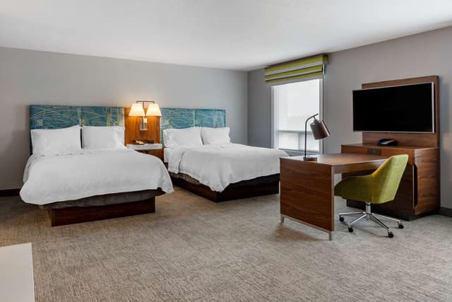 2 QUEEN BEDS STUDIO SUITE W/ SOFABED NONSMOK