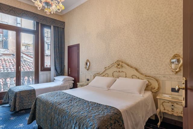 Classic Triple Room