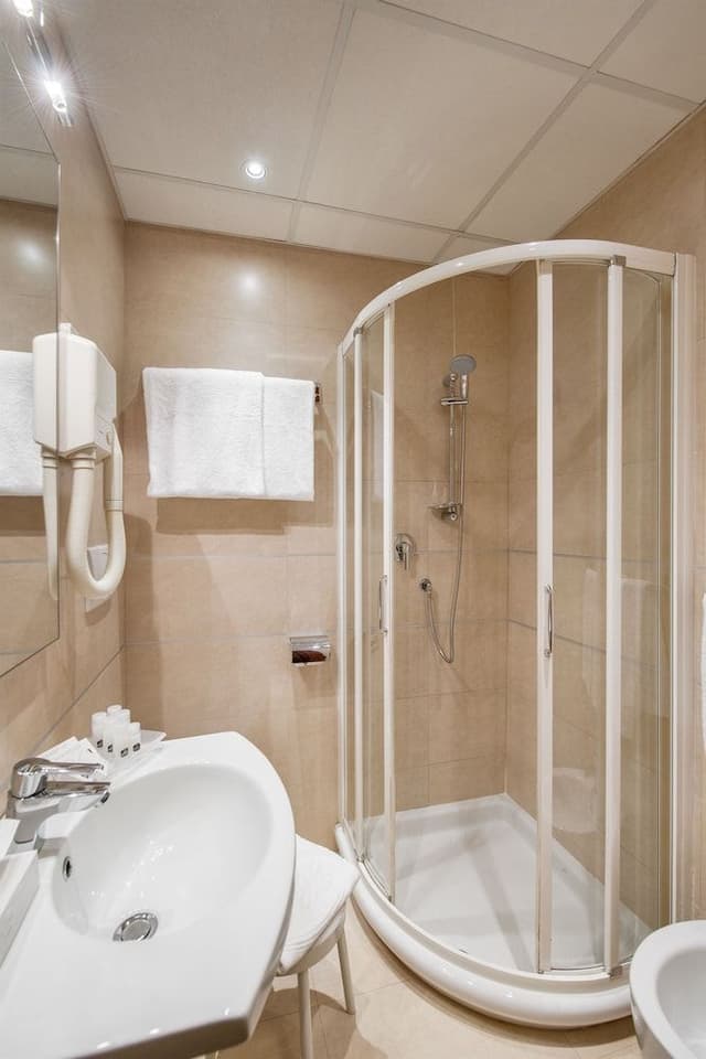Apartment, 2 Bedrooms, Canal View, Annex Building