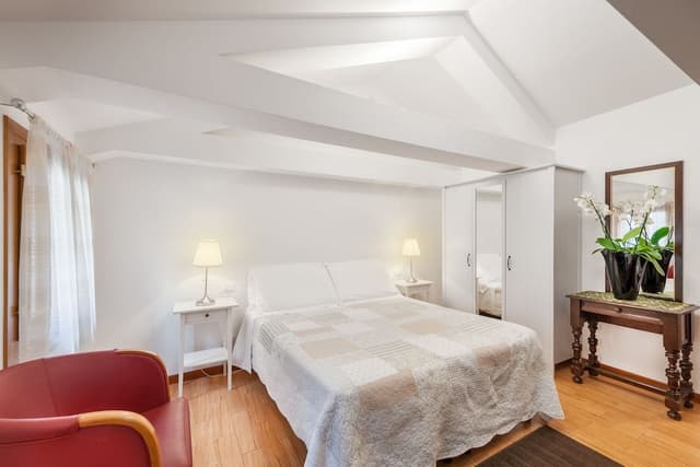 Apartment, 2 Bedrooms, Canal View, Annex Building