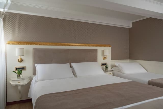 Classic Triple Room