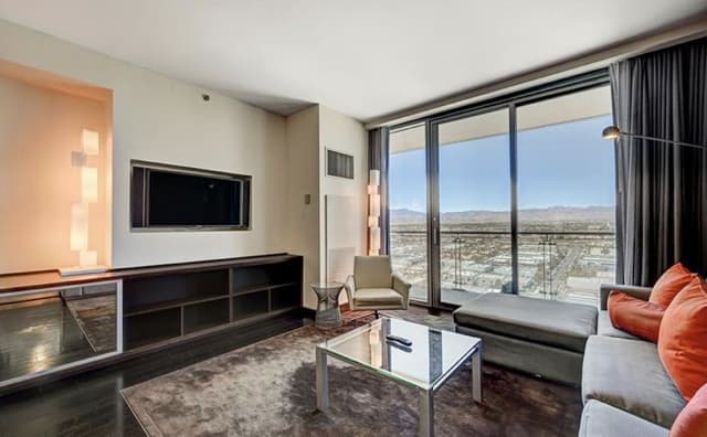 Classic Studio, 1 King Bed with Sofa bed, Mountain View