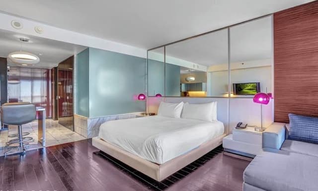 Premium Studio Suite, 1 King Bed with Sofa bed, City View