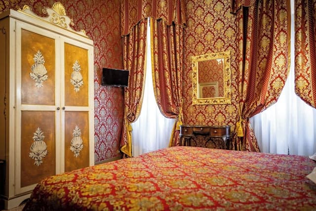 Room (King Deluxe)