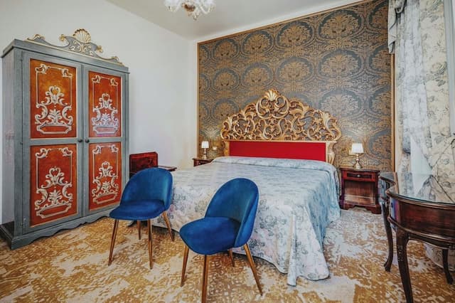 Room (King Deluxe)