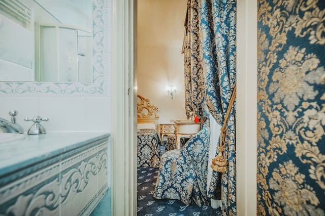 Classic Double or Twin Room