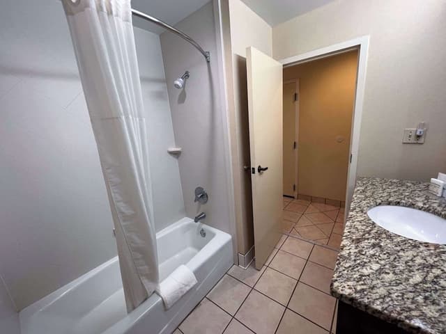 Room, 1 King Bed, Non Smoking