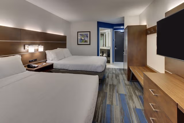 Standard Room, 2 Queen Beds (Top Floor)