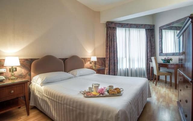 Classic Double Room