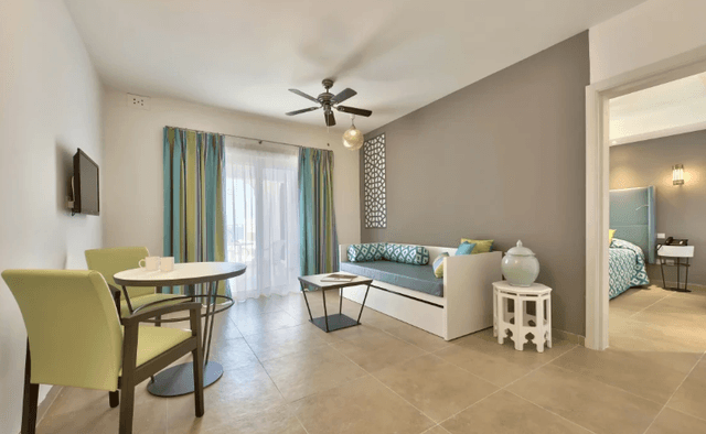 Suite with Inland View