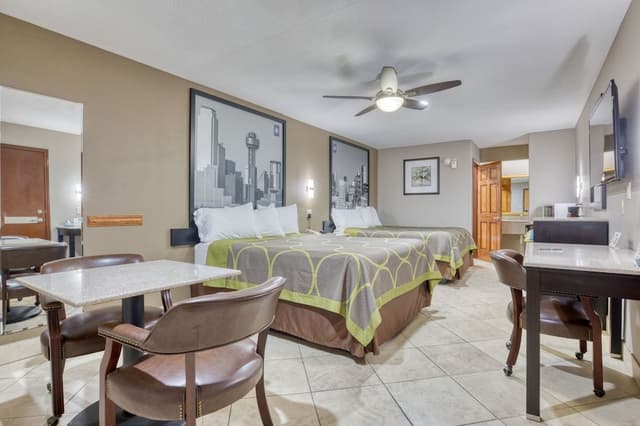 Double Room