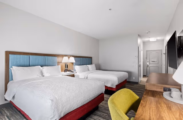 2 QUEEN BEDS NONSMOKING