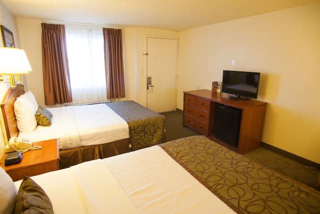 Standard Room, 2 Queen Beds