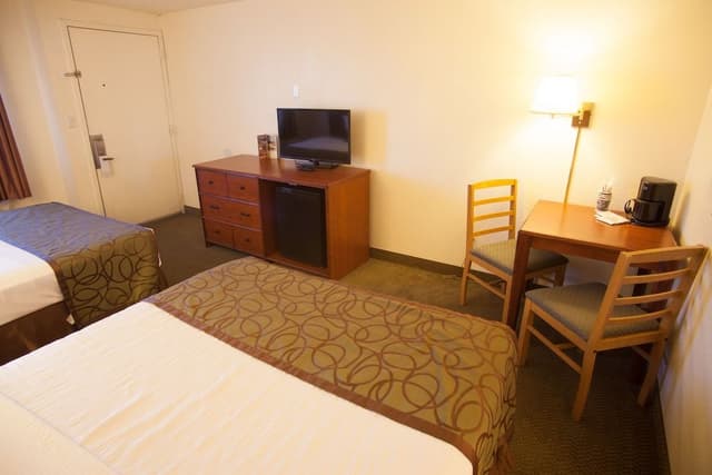 Standard Room, 2 Queen Beds