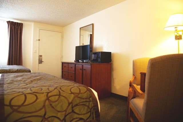 Standard Room, 2 Queen Beds