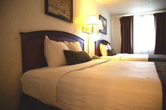 Standard Room, 2 Queen Beds