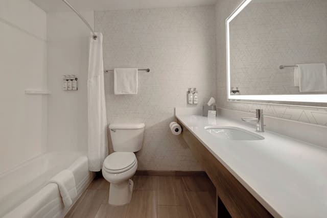 Family Suite, 1 Queen Bed
