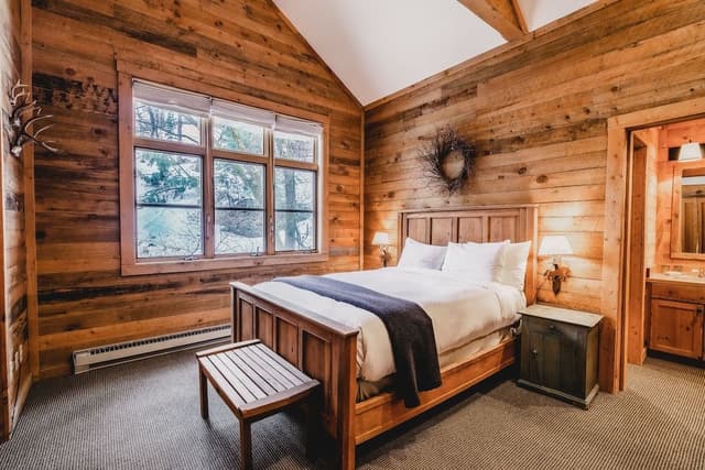 Mountain Suite - Cottage Room