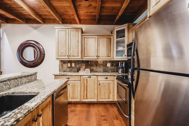 Mountain Loft - Cottage Room
