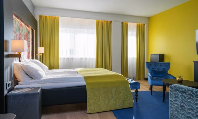Family Room, 2 Twin Beds, Non Smoking (Standard)