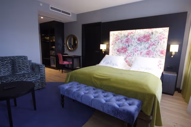 Family Room, 2 Twin Beds, Non Smoking (Standard)