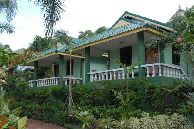 Standard Garden Bungalow