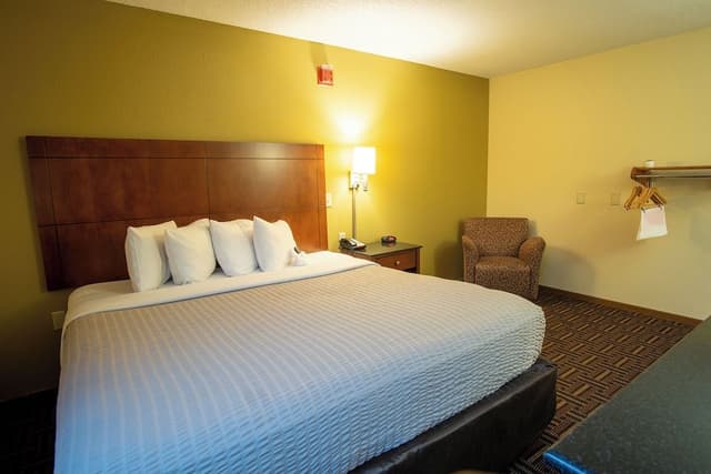 1 King Bed Accessible Non Smoking