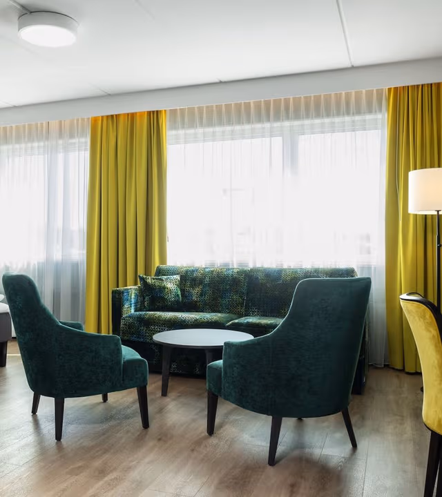 Family Room, 2 Twin Beds, Non Smoking (Standard)