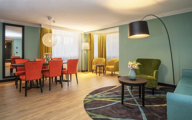Standard Suite, Non Smoking