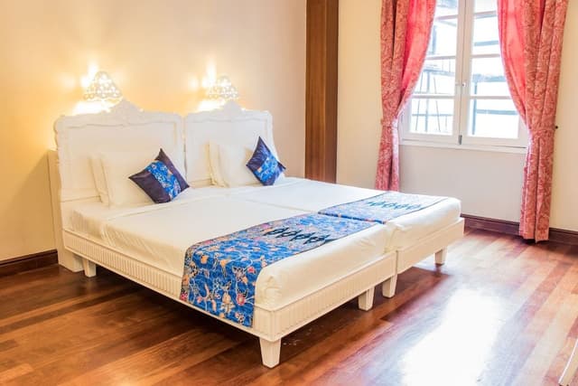 Superior Twin Room