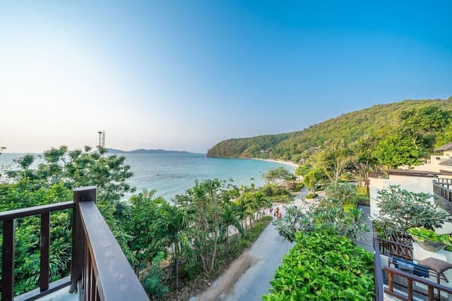 Premier Ocean Hillside
