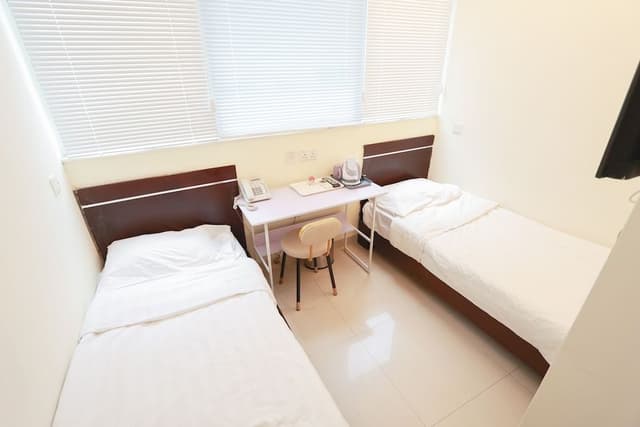 Economy Triple Room