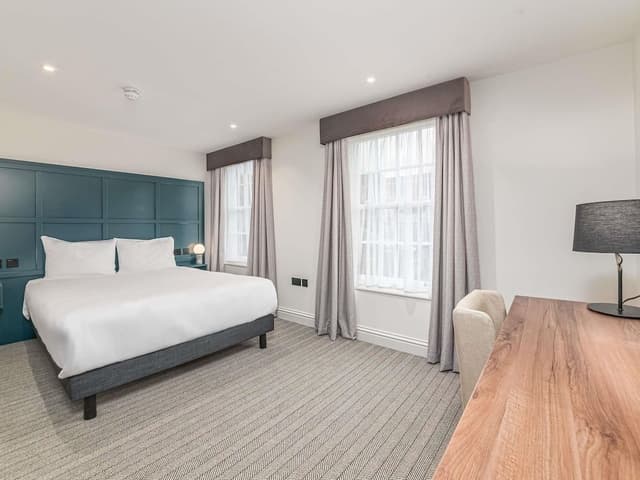 Apartment, 1 Queen Bed, Accessible