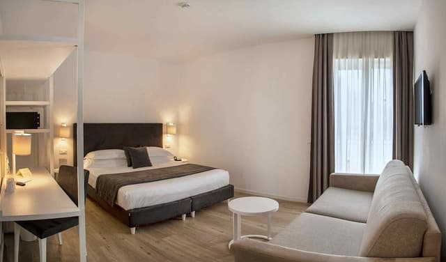 Comfort Double or Twin Room