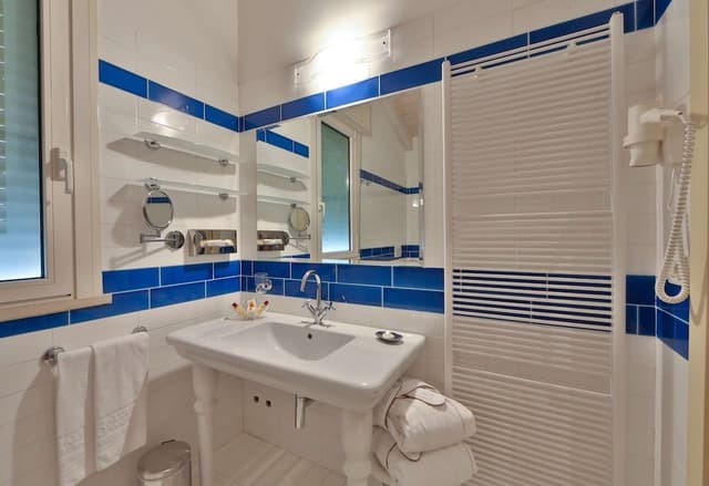 Deluxe Room, Multiple Beds, Balcony (Twin bed on request)