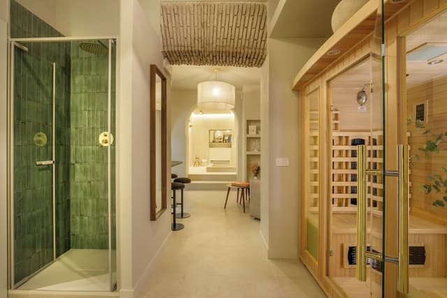 Superior Apartment, Annex Building (Via Croce 14)