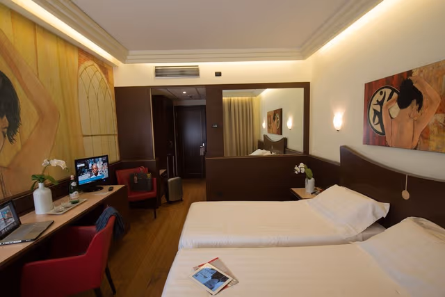 Standard Twin Room
