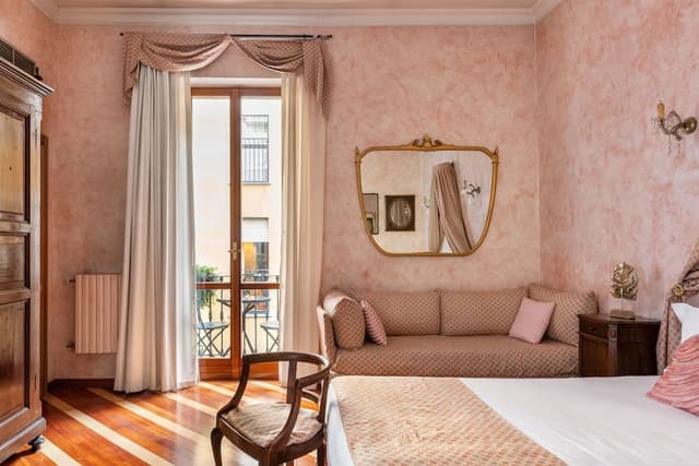 Standard Double or Twin Room (gym access)